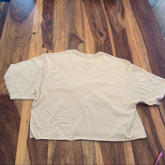 AALIYAH CROP TOP SIZE LARGE - Picture 6 of 8